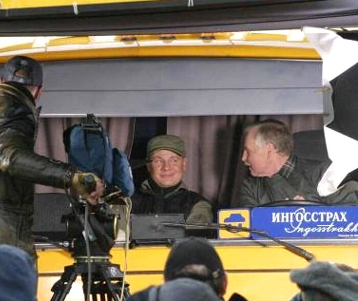 На съемках второго сезона сериала "Дальнобойщики", 2004 г.