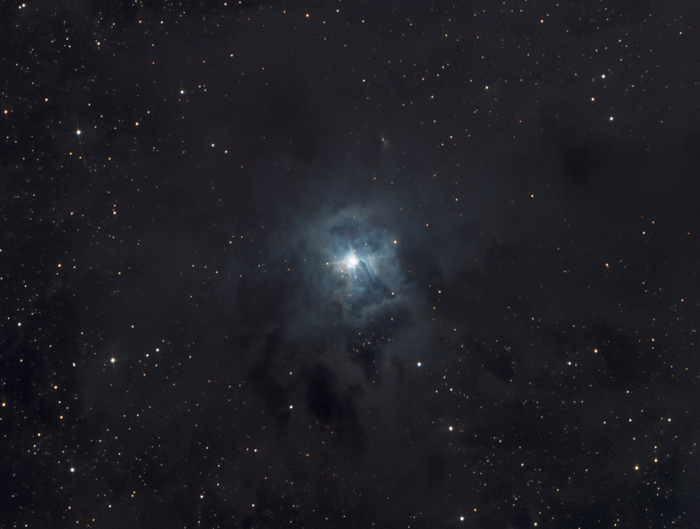 NGC 7023  3- .