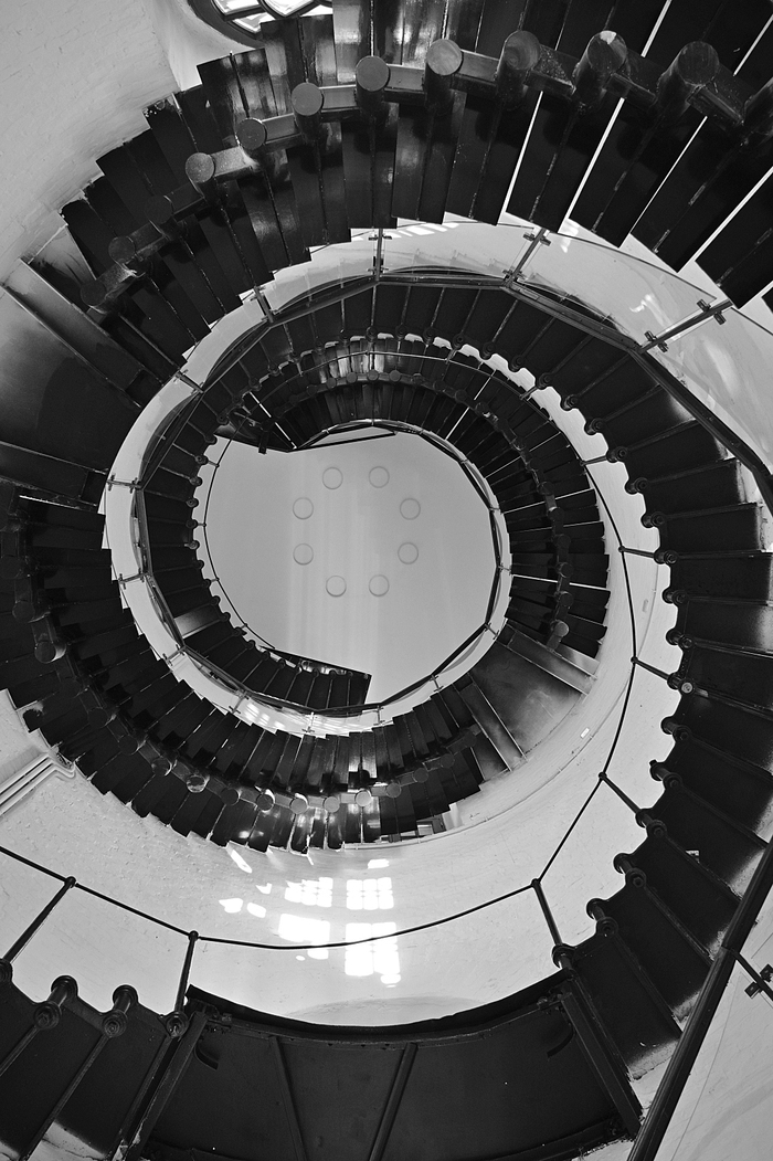 18 mm, f/4, 1/250, ISO 400