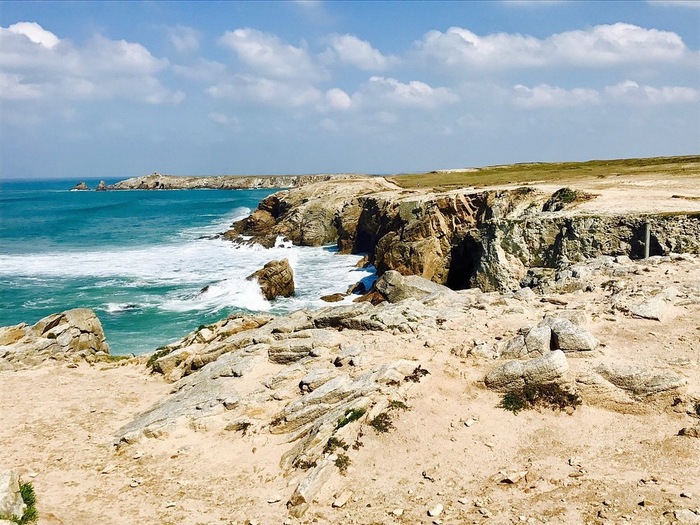 La C&#xF4;te Sauvage  . <!--noindex--><a href="https://pikabu.ru/story/nevidimyie_morekhodyi_kak_gaplogruppa_r1az280_perepisala_istoriyu_slavyanskoy_atlantidyi_12841407?u=https%3A%2F%2Fwww.tripadvisor.ru%2FAttraction_Review-g196531-d7140510-Reviews-Cote_Sauvage-Quiberon_Morbihan_Brittany.html&t=https%3A%2F%2Fwww.tripadvisor.ru%2FAttraction_Review-g196531-d714051...&h=208005780eed454484298e249c9763848d6e71fe" title="https://www.tripadvisor.ru/Attraction_Review-g196531-d7140510-Reviews-Cote_Sauvage-Quiberon_Morbihan..." target="_blank" rel="nofollow noopener">https://www.tripadvisor.ru/Attraction_Review-g196531-d714051...</a><!--/noindex-->