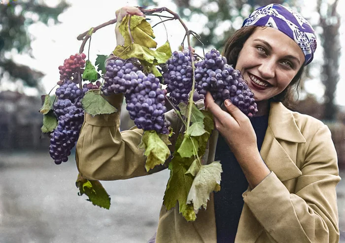 Подборка простых и потрясающих фотографий эпохи СССР. 20 раскрашенных фотографий. Часть 25 СССР, Фотография, Старое фото, 20 век, 60-е, 50-е, 40-е, 1930-е, 70-е, 80-е, Детство в СССР, Сделано в СССР, Историческое фото, Колоризация, Длиннопост