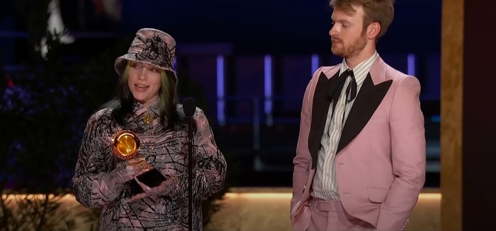 Грэмми: «Запись года». «Альбом года». «Песня года». «Лучший новый артист»