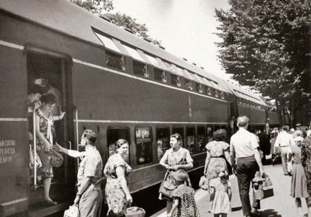   &quot; - &quot;. 1962 