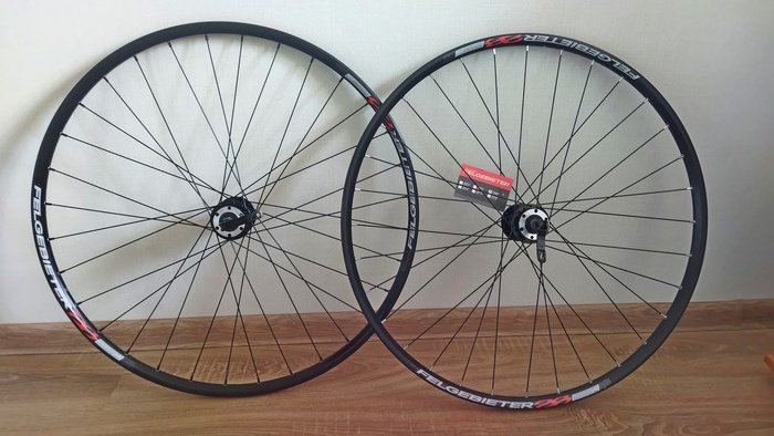 ������ Felgebieter