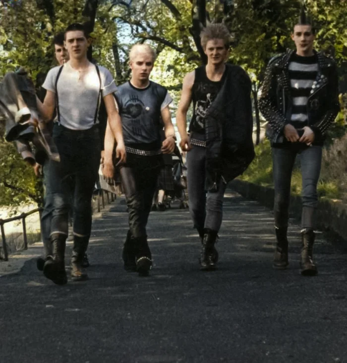 Любопытные фотографии из прошлого Великобритании. 20 раскрашенных фотографий ХХ века. Часть 20 Старое фото, Фотография, 20 век, Великобритания, Лондон, Англия, Шотландия, Колоризация, Длиннопост