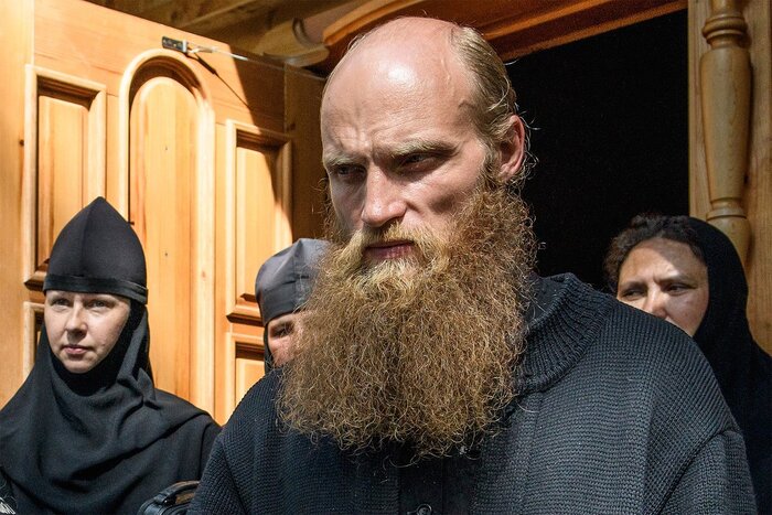   ()    : <!--noindex--><a href="https://pikabu.ru/story/mvd_obnovilo_spisok_samyikh_razyiskivaemyikh_prestupnikov_rossii_chto_izvestno_ob_ikh_prestupleniyakh_i_nagrade_za_informatsiyu_o_nikh_12914151?u=http%3A%2F%2FURA.RU&t=URA.RU&h=89dec70679d1eee700f9506e798ebbffbb2b498b" title="http://URA.RU" target="_blank" rel="nofollow noopener">URA.RU</a><!--/noindex--> / 