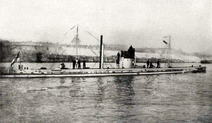 U-9