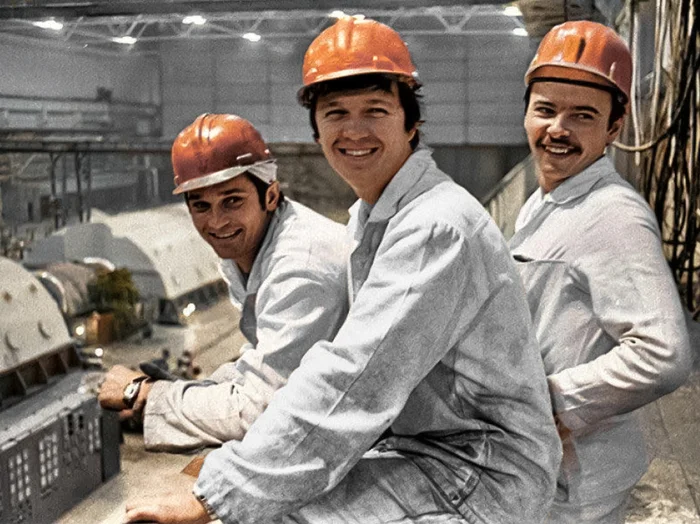 Подборка простых и потрясающих фотографий эпохи СССР. 20 раскрашенных фотографий. Часть 27 20 век, Старое фото, Фотография, СССР, Детство в СССР, 60-е, 70-е, 80-е, 50-е, 40-е, Колоризация, Длиннопост