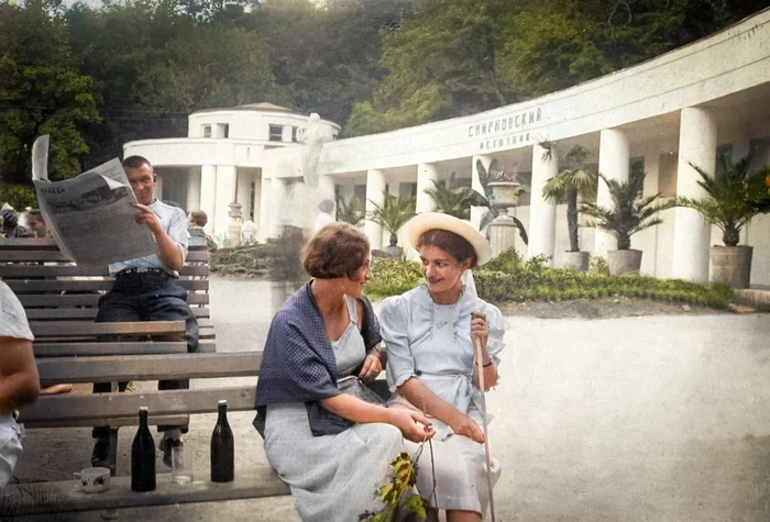 Подборка простых и потрясающих фотографий эпохи СССР. 20 раскрашенных фотографий. Часть 27 20 век, Старое фото, Фотография, СССР, Детство в СССР, 60-е, 70-е, 80-е, 50-е, 40-е, Колоризация, Длиннопост