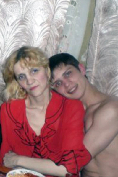 В конечном счете Лыкшин смог простить свою маму