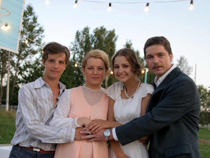 На съемках сериала «Громовы», 2006