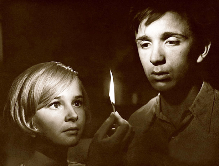 "До свидания, мальчики" (1964). Наталия Богунова и Евгений Стеблов.