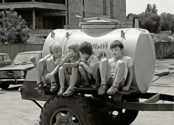 СТИХ ПРО ДЕТСТВО