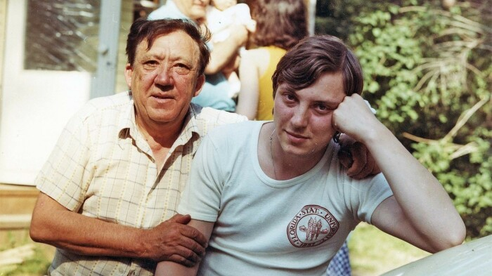 Максим Юрьевич Никулин с отцом