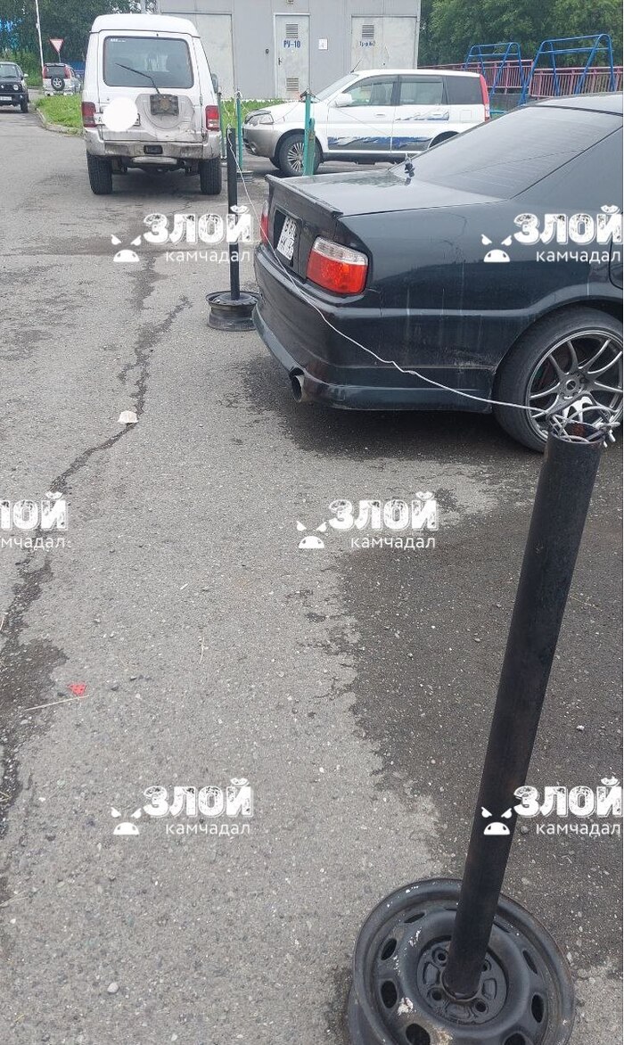 Смеешь (выйти на площадь) убрать стойку, Можешь (выйти на площадь) убрать стойку?