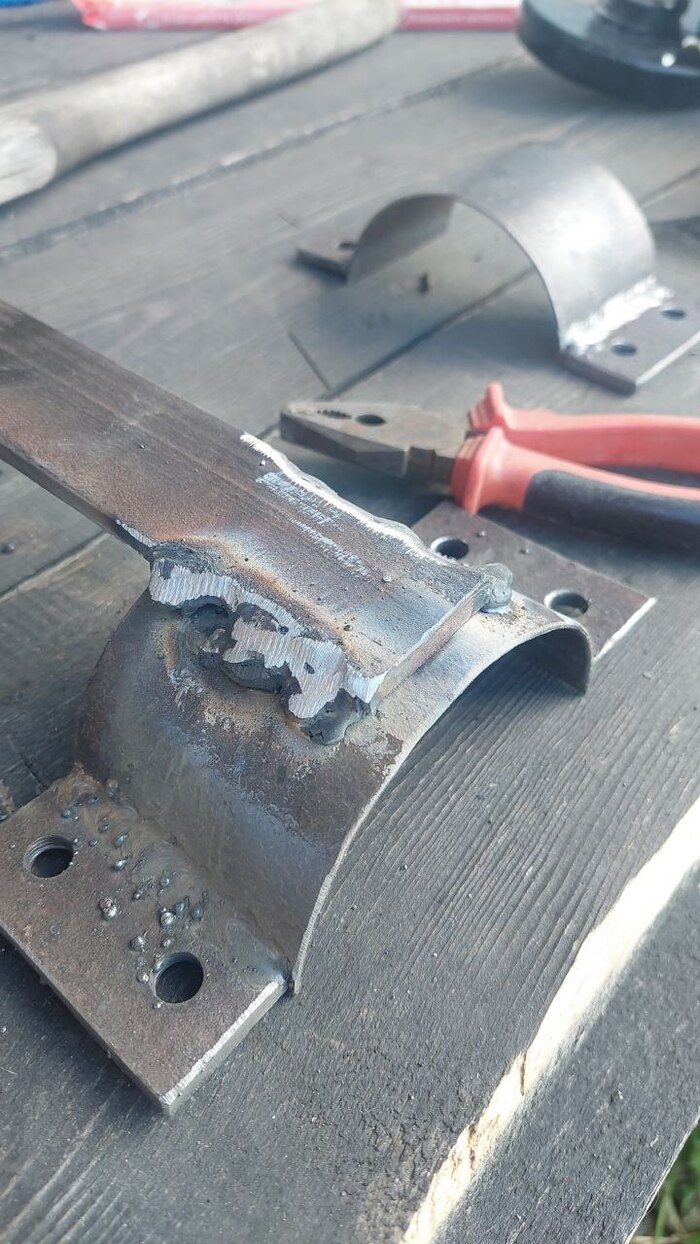 Вот мой результат, накакал сваркой, но вроде держится))