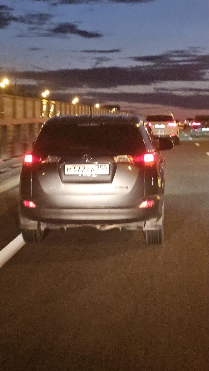 � 372 �� 750 RUS