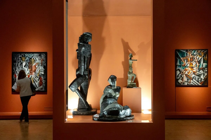 Экспозиция «Наш авангард. Великий эксперимент русского искусства». Фото Олега Золото