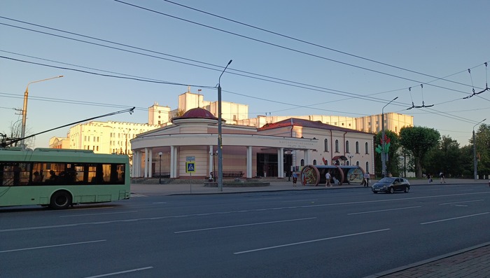 Тэатр лялек - ради названия фоткал.