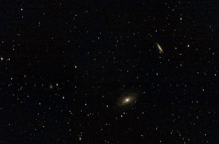   .  ,   NGC3077   -5