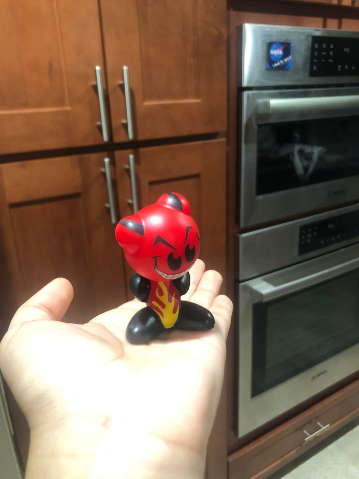     - 241 Reddit, WhatIsThisThing, 