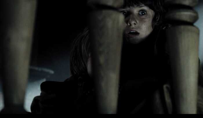 Напугали 12 летнего ребенка и сьели 4 летнюю девочку.