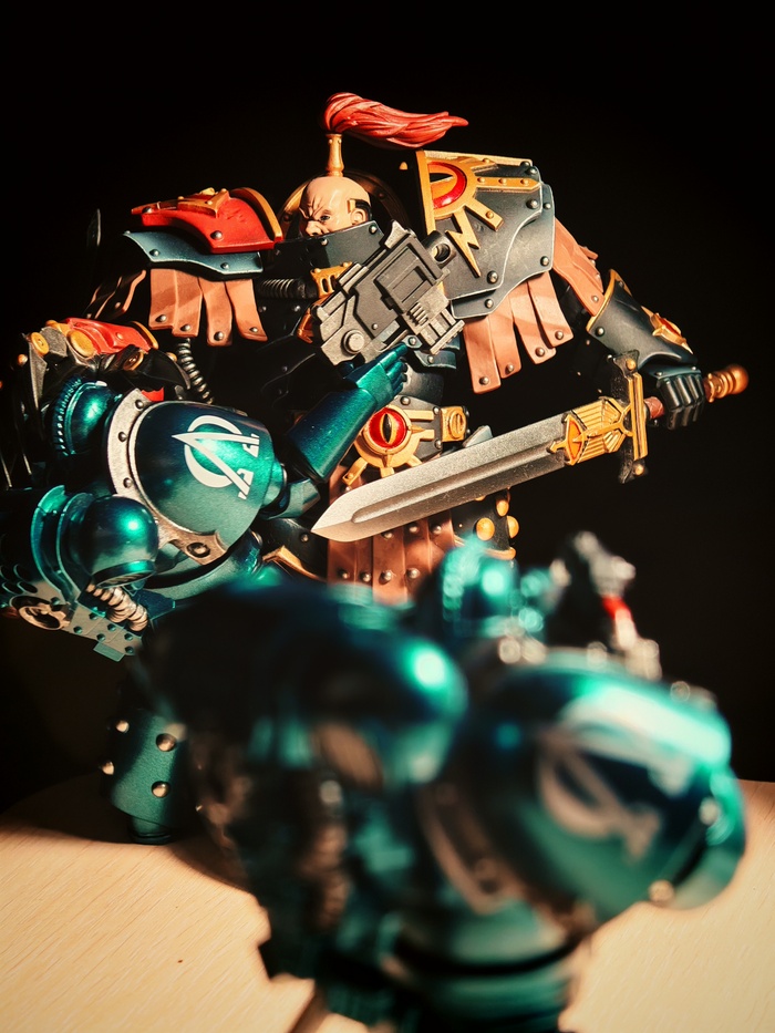   ?... Warhammer, Warhammer 30k, Adeptus Astartes, Alpha-legion, Sons of Horus, Horus Heresy, 