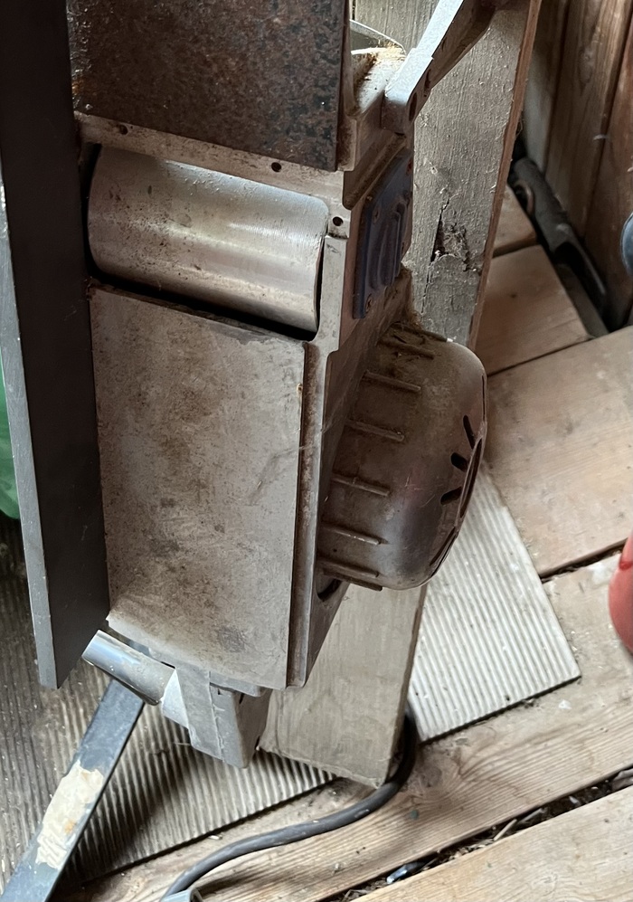 Кто и как на нем работал неизвестно.