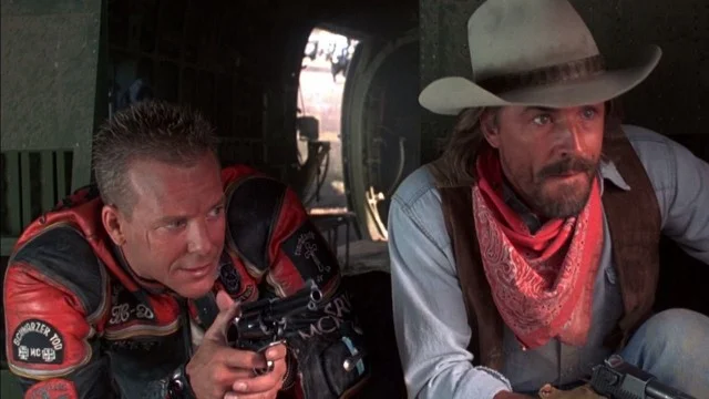 Харлей Девидсон и ковбой Мальборо — культовый фильм 90-х Харли Дэвидсон и Ковбой Мальборо, Микки Рурк, Дон Джонсон, Актеры и актрисы, Голливуд, Фото со съемок, Спойлер, LiveJournal, ЯПлакалъ, Зарубежное, Боевики, ЯПлакалъ (ссылка), Длиннопост
