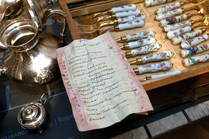 Клад семьи Нарышкиных считается одним из крупнейших в России.