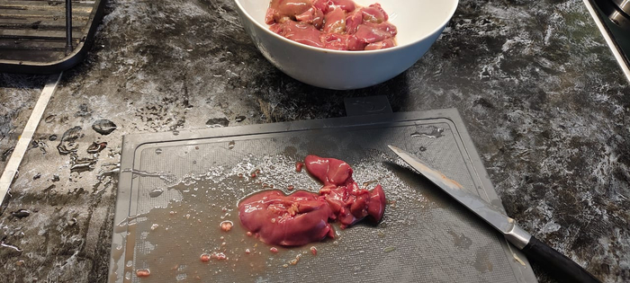 Мужская кухня. Утиная печень в сметане Продукты, Еда, Рецепт, Мужская кулинария, Ужин, Кухня, Картофель, Утка, Печень, Кулинария, Сметана, Мужское, Фотография, Мобильная фотография, Пюре, Грибы, Длиннопост