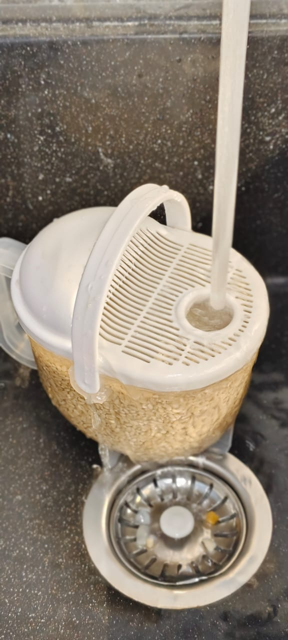    .    .   ,    .     !    .      