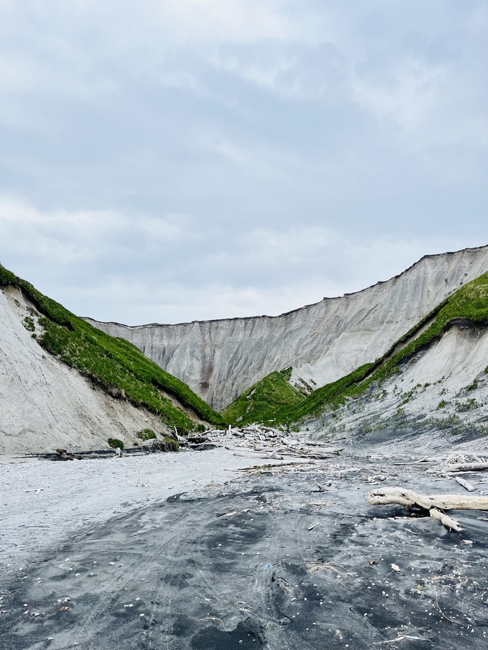 Белые Скалы, я уверен у вас будет фото получше).