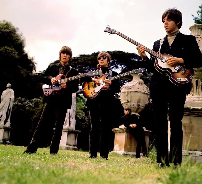 The Beatles. Chiswick Park, 1966.
