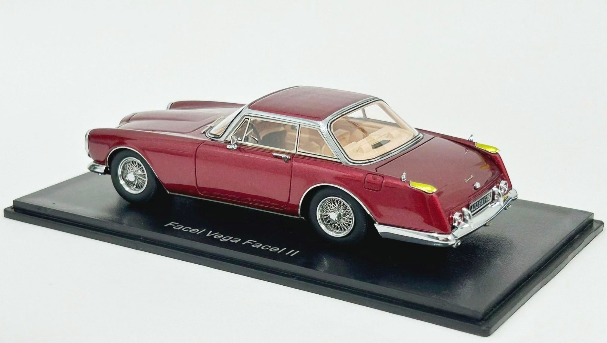 1/43 NEO 1963 Facel Vega Facel II Hardtop Coupe - 19.09.25 11:30