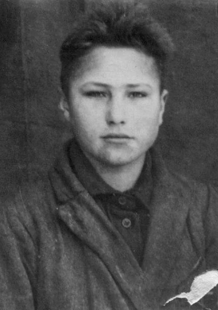 Василий Макарович в детстве