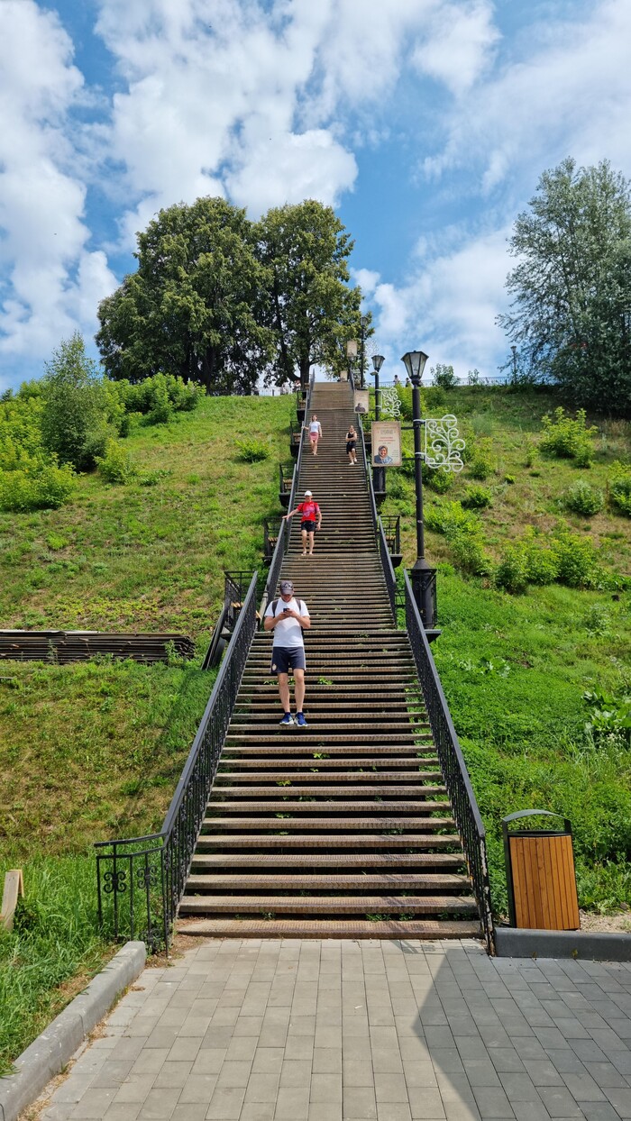 Виды сверху сами себя не найдут. Крутая лестница — очередная ступень к прекрасному!