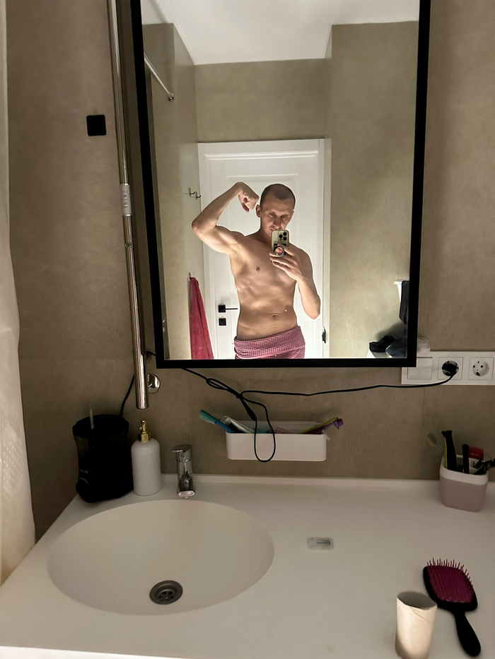 4     