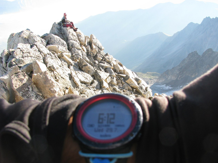 Руководство на Укю 2б, вершина в 6 утра. 2015 год.