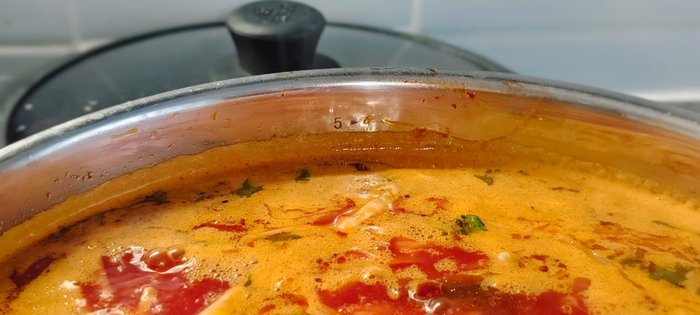 Получилось ровно 5 литров борща!