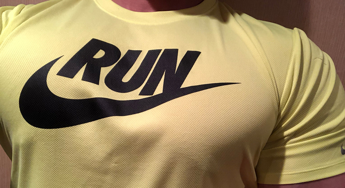 Жим лежа с гантелями vs жим лежа со штангой