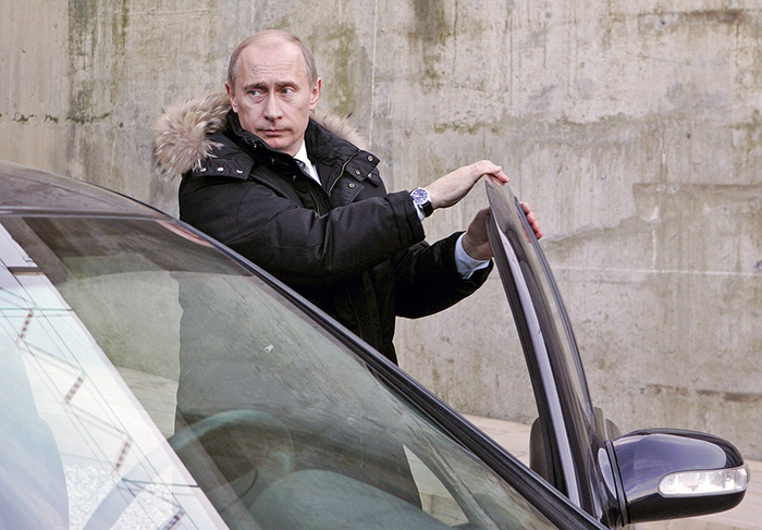 Гарант собственной персоной - фото взято с источника ниже.