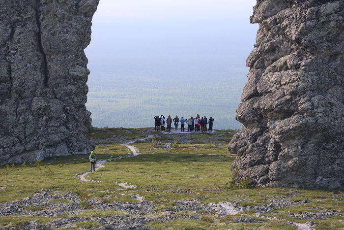 С вертолёта это море особенно хорошо видно. Во все стороны — ничего.