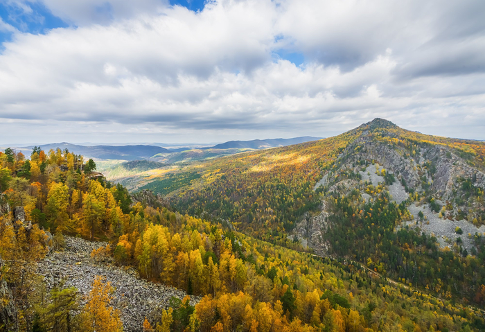 Фото: Oleg Mileev (Kamintsev)<a href="https://pikabu.ru/story/utro_v_gorakh_13256037?u=https%3A%2F%2Frtraveler.ru%2Fphoto%2F1478434%2F%3Fnew_photos%3D1&t=%D0%BE%D1%82%D1%81%D1%8E%D0%B4%D0%B0&h=34df554f404e2c95e81edb9e5f7c2ff183138278" title="https://rtraveler.ru/photo/1478434/?new_photos=1" target="_blank" rel="nofollow noopener"> отсюда</a>