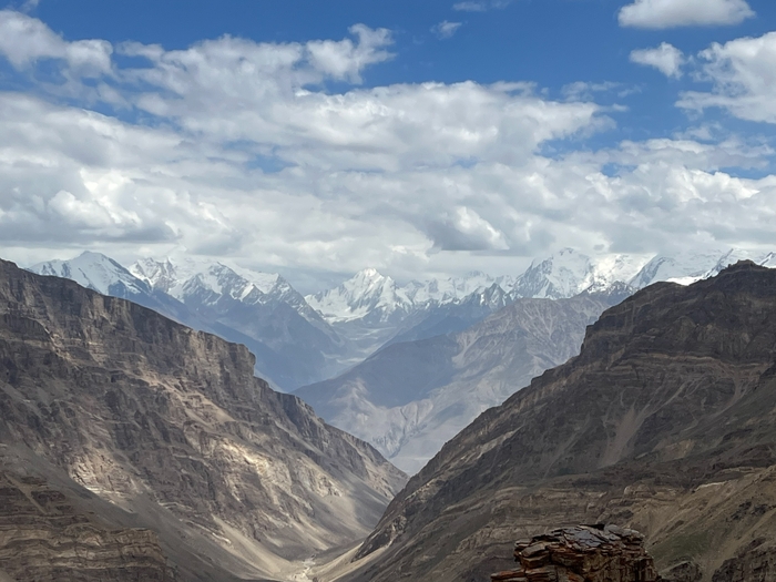 Вид на Гиндукуш, массив Сарагхрар (7330 м.)