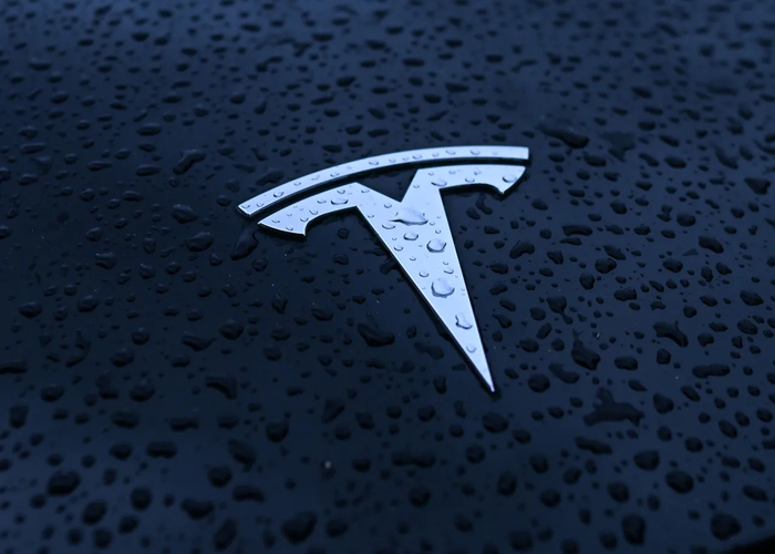   Tesla           