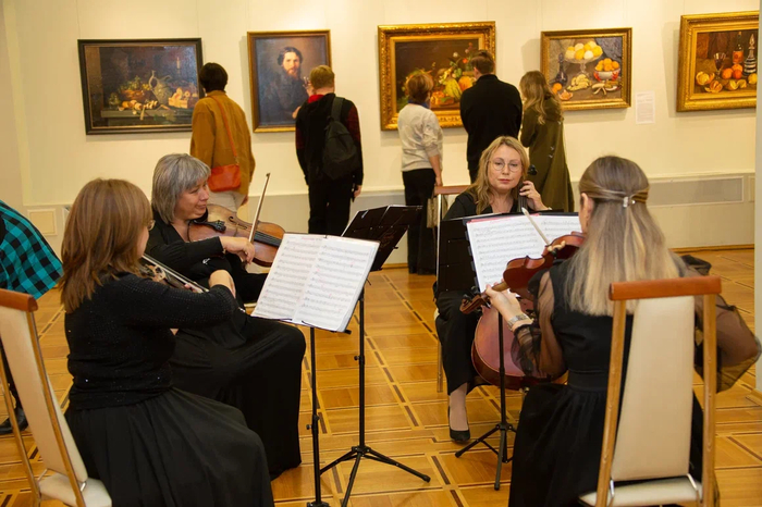 выставка приглашение к обеду