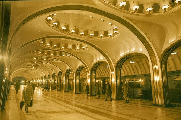 Станция метро Маяковская, 15 апреля 1953, Хухлаев Валентин Константинович