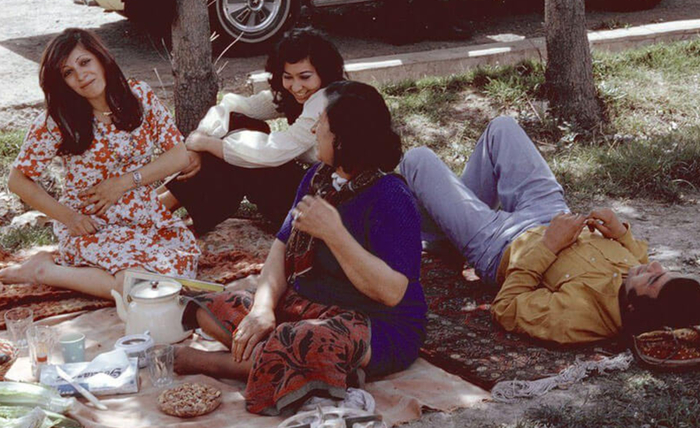 <!--noindex--><a href="https://pikabu.ru/story/pravda_li_chto_posle_islamskoy_revolyutsii_1979_goda_iran_prevratilsya_iz_svetskoy_stranyi_v_religioznuyu_13294994?u=https%3A%2F%2Fistorik.net%2F414-iran-do-islamskoy-revolyutsii.html&t=https%3A%2F%2Fistorik.net%2F414-iran-do-islamskoy-revolyutsii.html&h=a91d4e6c852524f24ba25cf6ae8440695c71d344" title="https://istorik.net/414-iran-do-islamskoy-revolyutsii.html" target="_blank" rel="nofollow noopener">https://istorik.net/414-iran-do-islamskoy-revolyutsii.html</a><!--/noindex-->