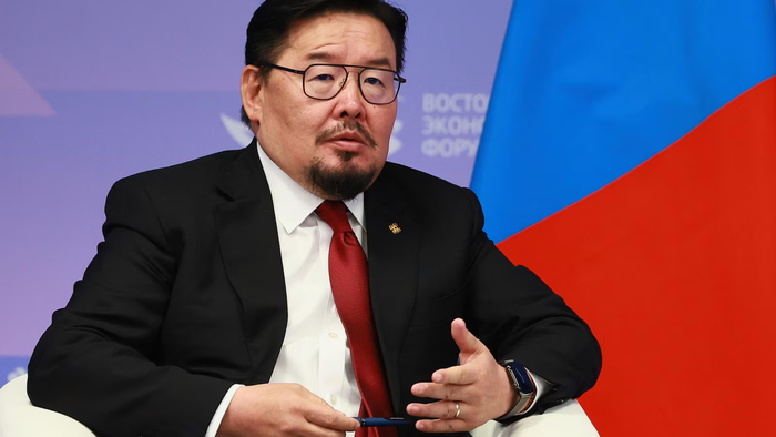 <!--noindex--><a href="https://pikabu.ru/story/prokremlevskiy_informatsionnyiy_puzyir_mefodiya__163_1063_13301355?u=https%3A%2F%2Fabcnews.go.com%2FInternational%2FwireStory%2Fmongolias-leader-ousted-after-4-months-ruling-party-126606406&t=https%3A%2F%2Fabcnews.go.com%2FInternational%2FwireStory%2Fmongolias-lea...&h=4dac8ab823f80bae6473cdfc174d962d7c2a5a79" title="https://abcnews.go.com/International/wireStory/mongolias-leader-ousted-after-4-months-ruling-party-1..." target="_blank" rel="nofollow noopener">https://abcnews.go.com/International/wireStory/mongolias-lea...</a><!--/noindex-->